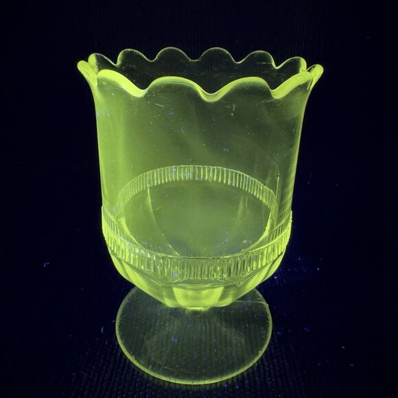 Antique Clear Footed Glass Vase Spooner Manganese 365nm Green UV Glow Glass VTG - Picture 1 of 13